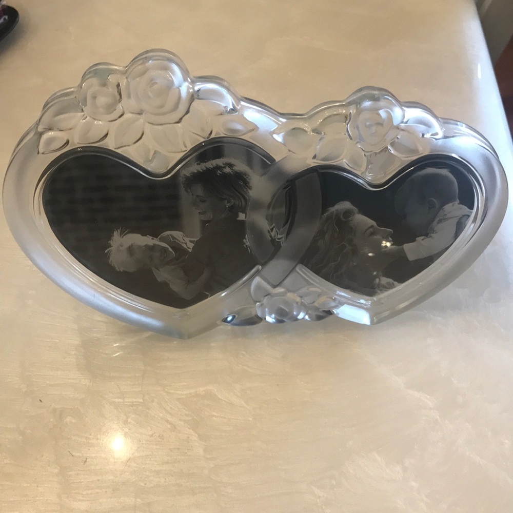 Picture frame - Picture 2 of 5
